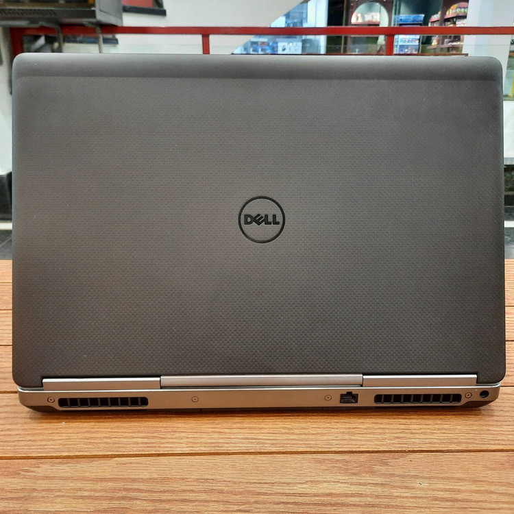 Dell precision 7720
